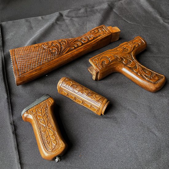 HAND CARVED WALNUT KHYBER PASS AKM AK74 DONG FURNITURE SET #1 - Click Image to Close