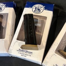 (image for) Smith & Wesson M&P 2.0 9mm Magazine #3007345 17 rnd. FDE
